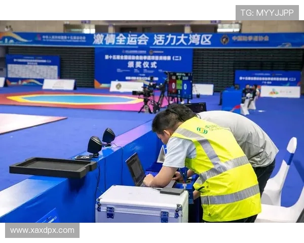 智能化场馆：场馆内5G信号基站布置对万人观赛瞬时流量的支撑